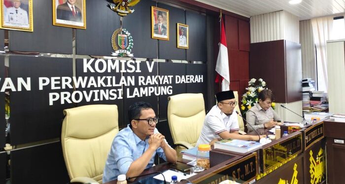 You are currently viewing DPRD Lampung Tanggapi Keluhan FKKS Soal Ijazah PDF hingga Program SIGER