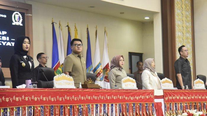 You are currently viewing Ketua DPRD Lampung Pimpin Paripurna Jawaban Gubernur dan Pembahasan Raperda