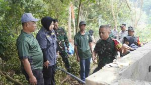 Read more about the article Dansatgas TMMD Kodim Madiun Dampingi Kunjungan Tim Dispenad