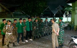 Read more about the article Koramil Kota Tulungagung dan Banser Gelar Patroli Gabungan di Wilayah Binaan