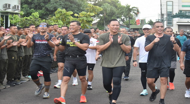 You are currently viewing Prajurit Kodam XXI/Radin Inten Olahraga Bersama AHY