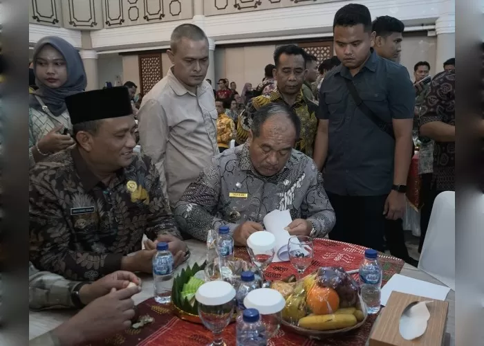 You are currently viewing Bupati Asahan Tanda Tangani Nota Kesepahaman Program Makan Bergizi Gratis