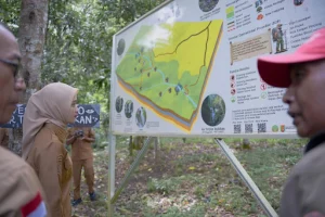 Read more about the article Potensi Wisata Way Kalam Dinilai Besar, Wagub Lampung Tinjau Studi Pengembangan Nilai Ekonomi Karbon