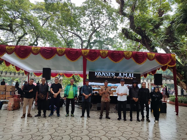 Read more about the article Konser Amal di Kambang Iwak Sukses Kumpulkan Dana dan Donasi untuk Korban Bencana