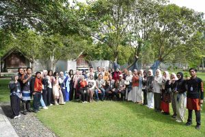 Read more about the article Pemkab Tubaba Ajak Generasi Muda Lestarikan Budaya Lewat Workshop Batik