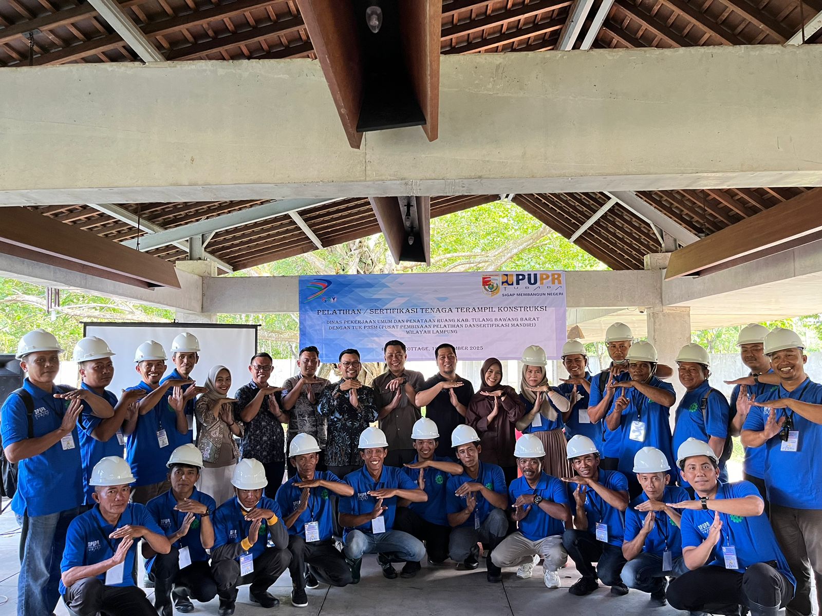 Read more about the article Dinas PUPR Tubaba Gelar Pelatihan Sertifikasi Kompetensi Kerja untuk Tenaga Konstruksi