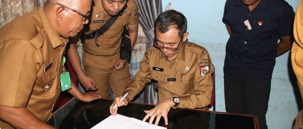 Read more about the article Kelurahan Garda Terdepan Pelayanan, Wabup Romli Lakukan Sidak