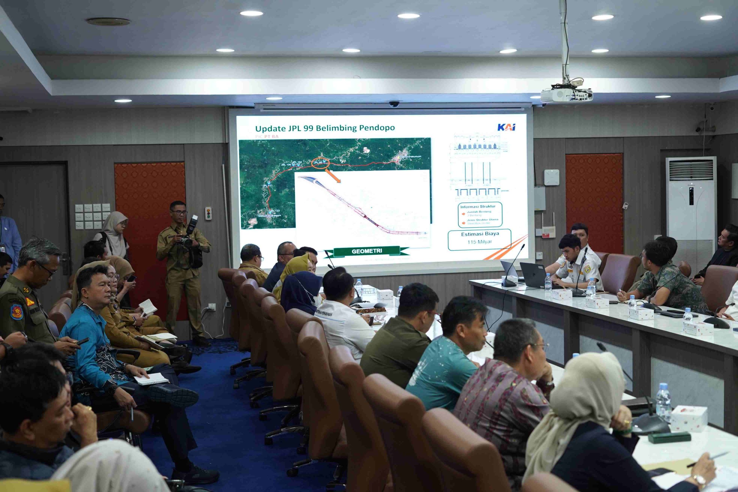 Read more about the article Sekda Sumsel Dorong Percepatan Pembangunan Fly Over di Muara Enim