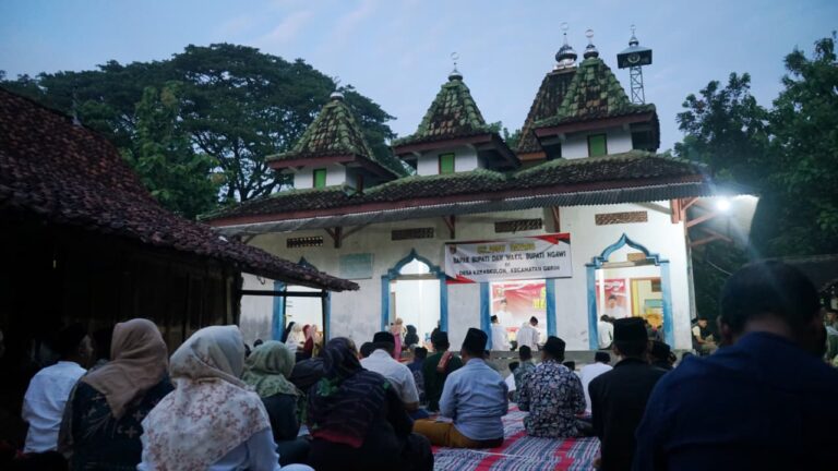 Read more about the article Subuh Bergerak, Wujud Sinergi Pemkab Ngawi dan Masyarakat Desa