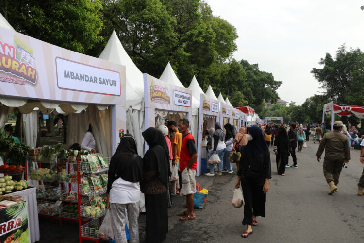 Read more about the article Ngawi Perkuat Stabilitas Pangan Melalui Gerakan Pangan Murah