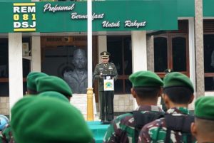 Read more about the article Kasrem 081/DSJ Letkol Inf Meina Helmi Pimpin Upacara Hari Bela Negara ke-77