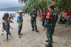 Read more about the article Libur Nataru, TNI–Polri Perketat Pengamanan Kawasan Wisata Watulimo