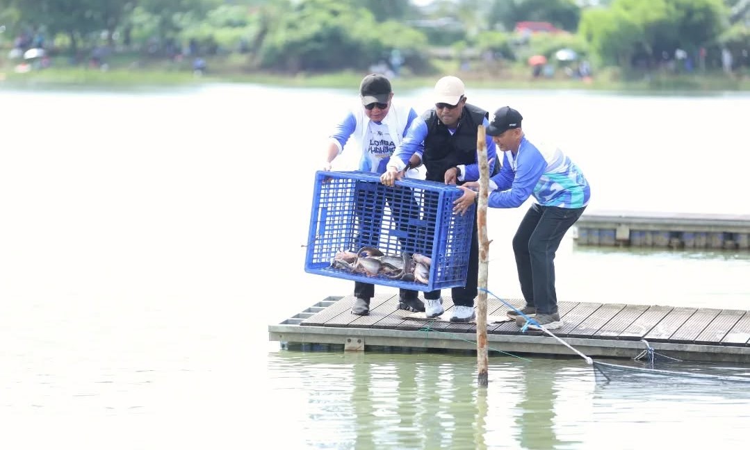 Read more about the article Gubernur Sumsel Buka Lomba Mancing Piala Gubernur 2025