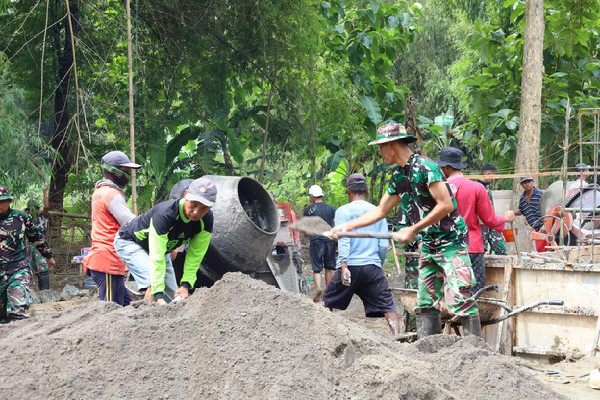 Read more about the article Pembangunan Jembatan Perintis Garuda di Ponorogo Pondasi Asa Perekonomian Desa