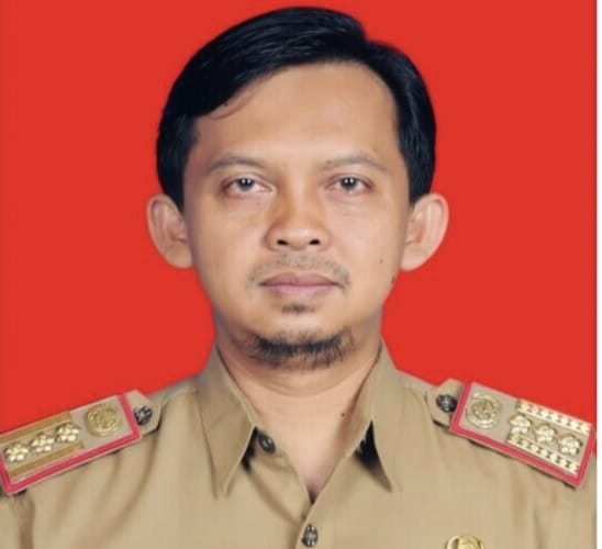 Read more about the article Kadinsos Bojonegoro Tegaskan Stiker Bansos untuk Validasi, Usulan Barcode Dinilai Solutif