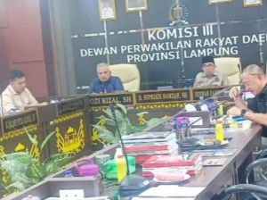 Read more about the article RDP Komisi III: Optimalkan Pendapatan Asli Daerah dan Transparansi Keuangan Lampung