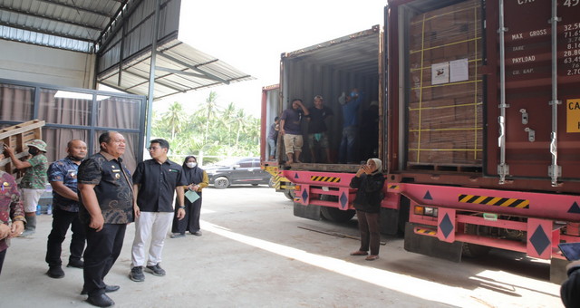 You are currently viewing Produksi Sabut Kelapa Asahan Tembus Pasar Cina