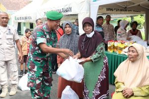 Read more about the article Bazar Ramadan 2026 Kodim 0806/Trenggalek Sediakan Sembako Murah dan Bantuan Sosial bagi Warga Jelang Lebaran