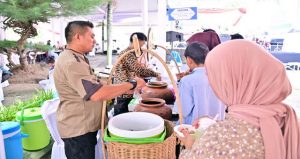 Read more about the article Halalbihalal di Lamban Rakyat, Berkah UMKM, Dagangan Ludes Diborong dan Dibagikan Gratis