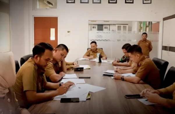 You are currently viewing Pemkab Way Kanan Bahas Progres Pembangunan Gerai Koperasi Merah Putih, 168 Kampung Sudah Terdaftar