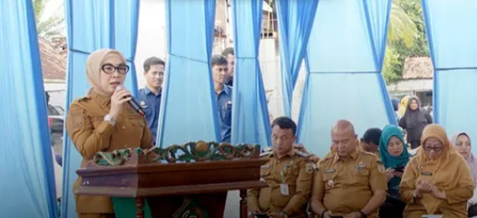 Read more about the article Pemkab Way Kanan Gelar Operasi Pasar Murah Bersubsidi di Negeri Besar