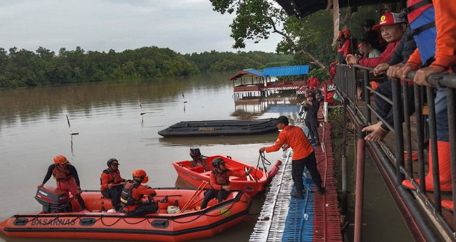 You are currently viewing ‎Dipimpin Langsung Wawali, Pencarian Nelayan Tenggelam