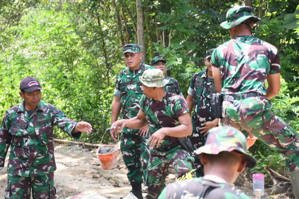 Read more about the article Demi Akses Lebih Baik, Warga Sukorejo di Trenggalek Ikhlas Hibahkan Tanah