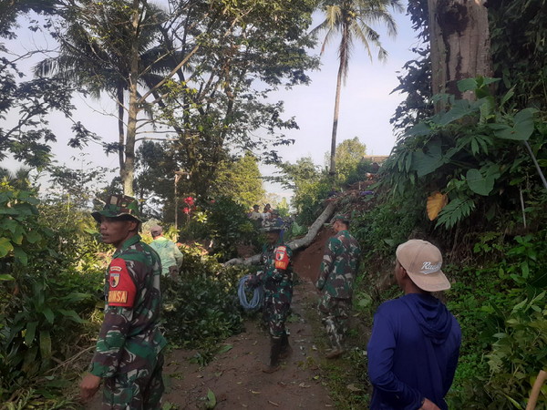 Read more about the article Jalan yang Kembali Terbuka, Harapan Warga Ngranget Bangkit Usai Longsor