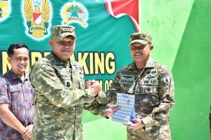 Read more about the article Dandim Ponorogo Dampingi Danrem 081 /Dsj  di Acara Groundbreaking Rehab Panti Asuhan Kanzul Huda