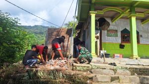 Read more about the article Sediakan Sarana Sanitasi, Satgas Bangun MCK di Lingkungan Musala