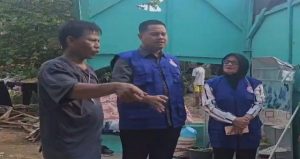 Read more about the article DPD PAN Kota Bandar Lampung Kunjungi Warga Korban Angin Puting
