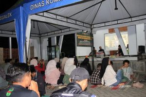 Read more about the article Satgas TMMD Ke-128 Kembangkan UMKM Berbasis IT dan Putar Film Perjuangan
