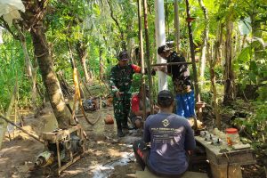 Read more about the article Satgas TMMD Mulai Bangun Sumur Bor