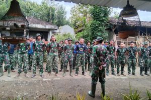 Read more about the article Apel Pagi, dari Evaluasi Pekerjaan hingga Pastikan Kesehatan Personel