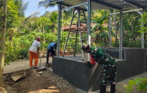 Read more about the article Satgas Proses Pembangunan Tempat Tandon Air Siap Konsumsi