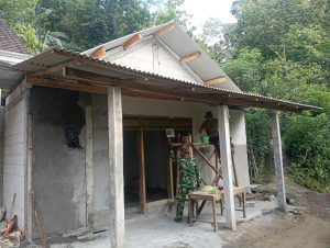 Read more about the article Renovasi RTLH Milik Pak Sinto Capai 75 Persen