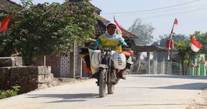 Read more about the article Senyum Warga Merekah: Jalan Beton TMMD 129 Bojonegoro di Kesongo Terwujud