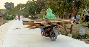 Read more about the article TMMD 129 Bojonegoro Tuntaskan Jalan Cor 1,04 KM di Kesongo, Urat Nadi Ekonomi Desa Kini Melesat