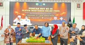 Read more about the article ‎HUT ke-14 IWO: Dorong Profesionalisme Wartawan Lewat Seminar dan Aksi Sosial
