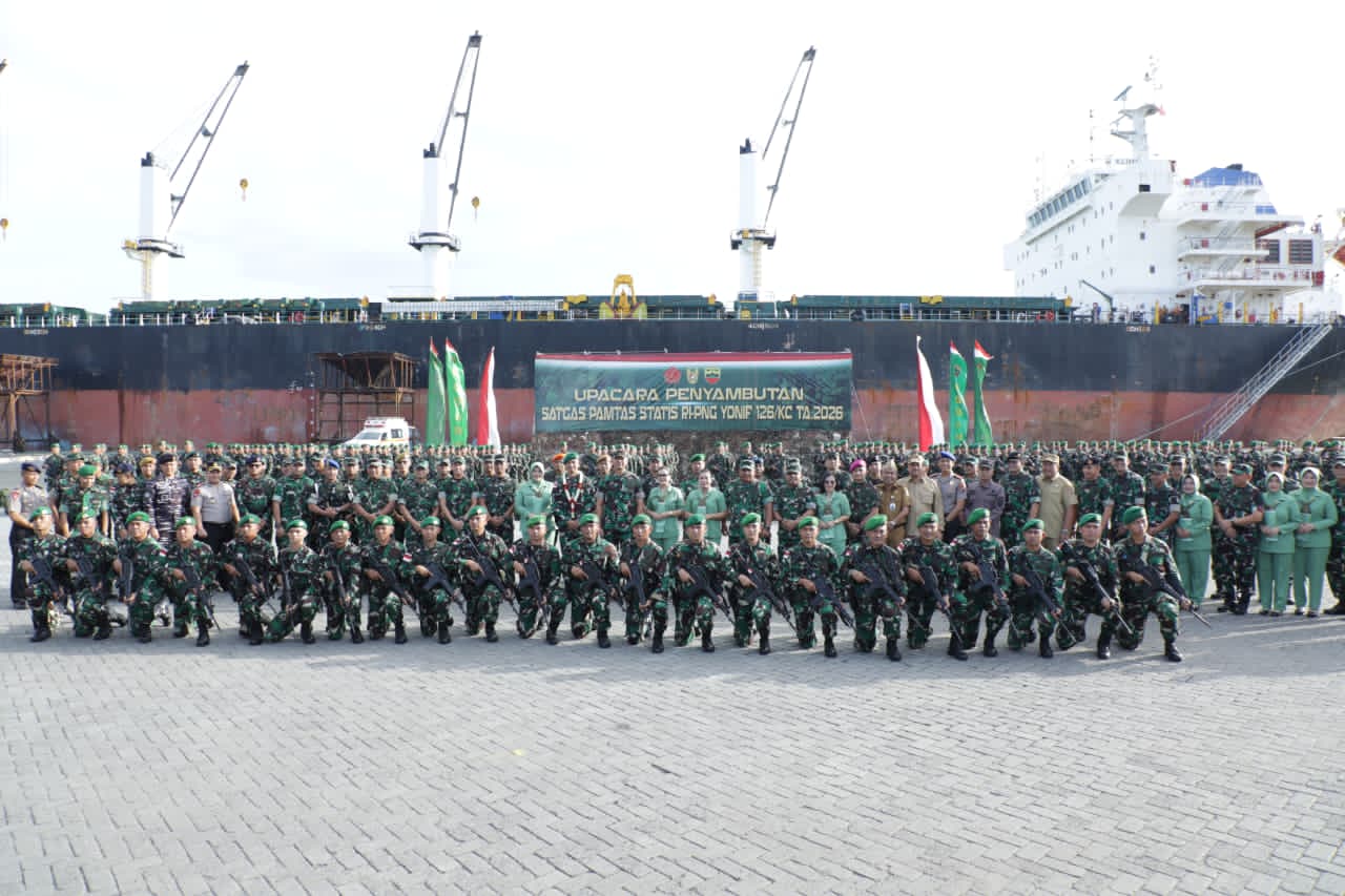 You are currently viewing Bupati Asahan Hadiri Momen Haru Kepulangan Satgas Pamtas Yonif 126/KC Tahun 2026