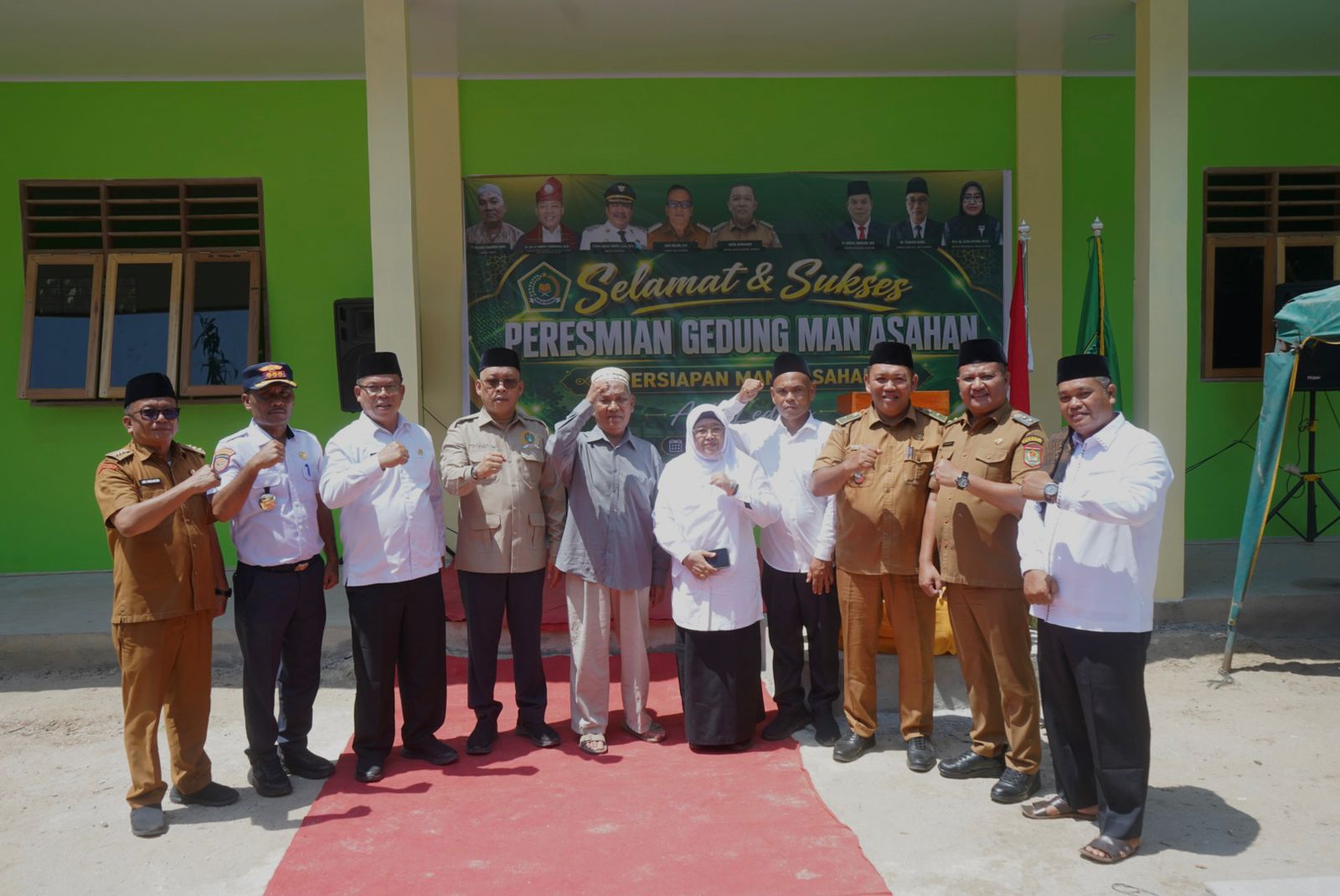 You are currently viewing WAKIL BUPATI ASAHAN RESMIKAN GEDUNG PERSIAPAN MAN 3 ASAHAN