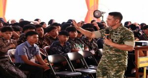 Read more about the article Danrem 043/Gatam Tanamkan Nilai Bela Negara kepada Mahasiswa