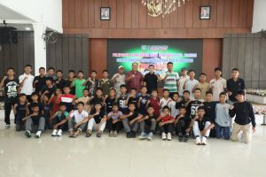 Read more about the article Bupati Asahan Lepas Kontingen Sepak Bola Piala Soeratin U-13 dan U-15