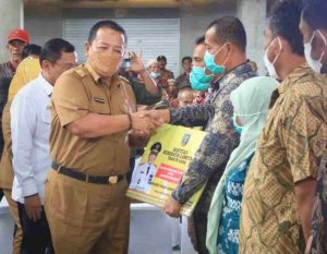 Read more about the article Kunker ke Tubaba, Gubernur Lampung Gelontorkan Berbagai Bantuan Untuk Masyarakat