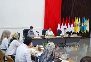Read more about the article Gubernur Arinal Ikuti Peluncuran Uang Rupiah Kertas Baru