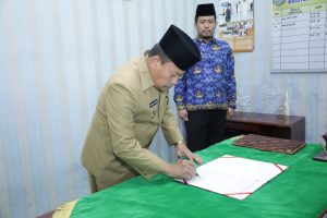Read more about the article Bupati Asahan Lantik Pejabat Fungsional Pengelola Pengadaan Barang/Jasa di Lingkungan Pemerintah Kabupaten