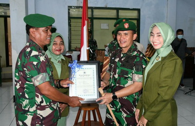 You are currently viewing Dandim 0802/Ponorogo Pimpin Acara Korps Raport Purna Wira, Purna Bhakti dan Pindah Satuan