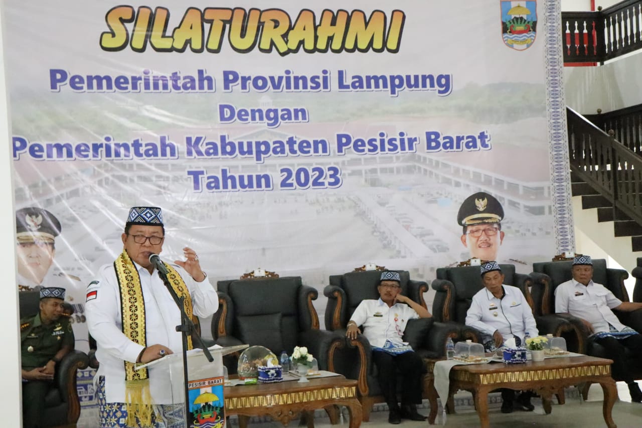 Read more about the article Gubernur Arinal Djunaidi Dorong Pembangunan Sektor Pariwisata di Kabupaten Pesisir Barat