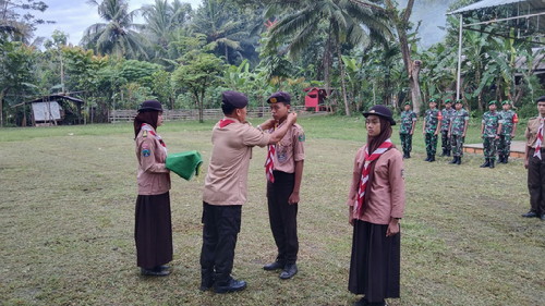 You are currently viewing Danramil 0806/11 Panggul Pimpin Upacara Pembukaan Pramuka Saka Wira Kartika Angkatan Ke XIII