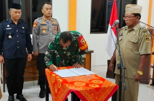 Read more about the article Danramil 04/Jiwan Hadiri Pelantikan dan Mutasi Jabatan Perangkat Desa Ngetrep